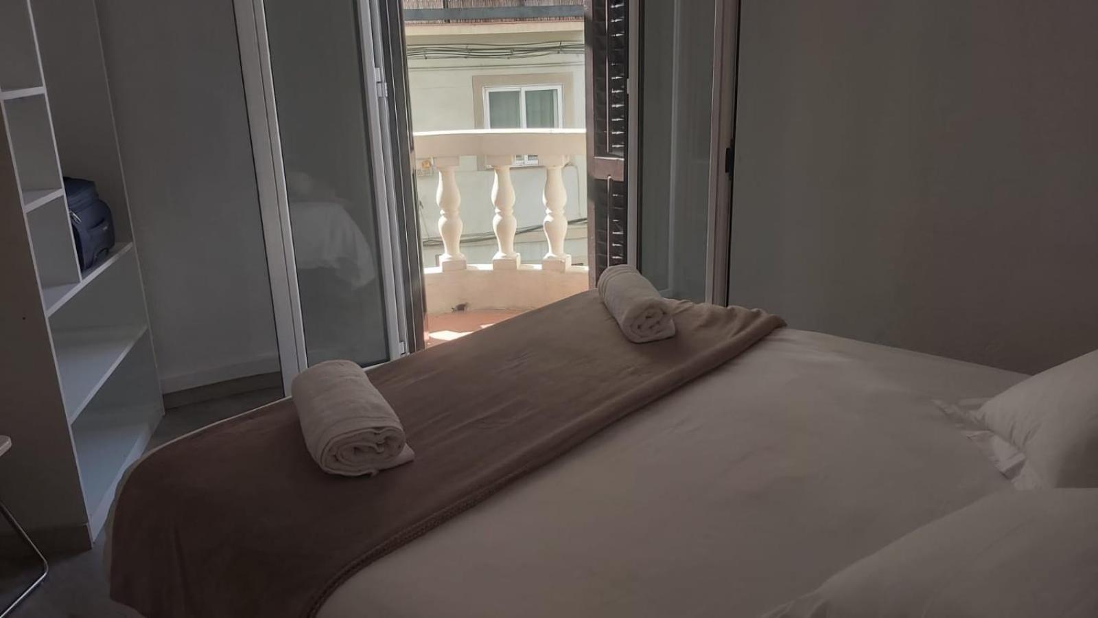Chopin Magic Fountain Apartment Barcelona Bagian luar foto